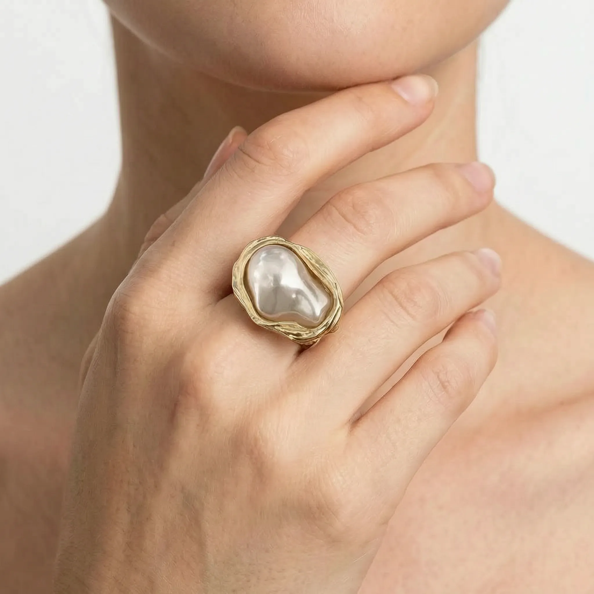 Oravia -  Statement Ring